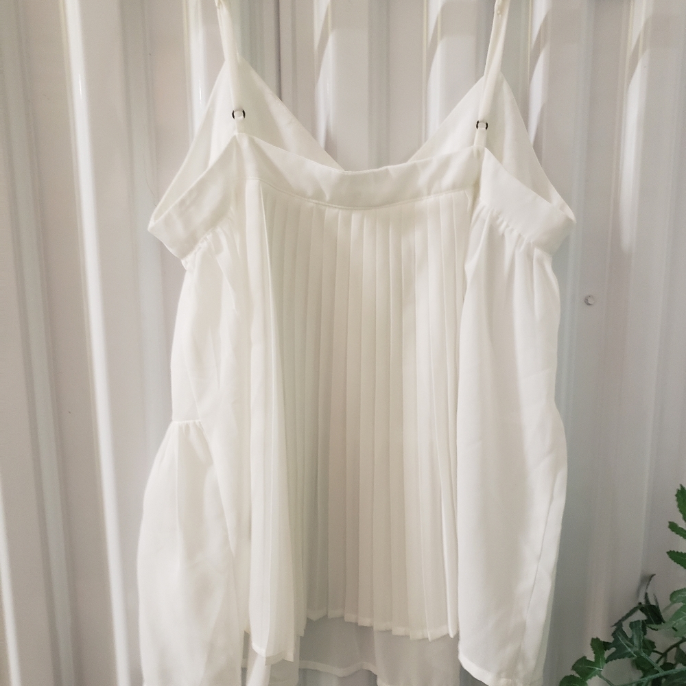 ENDLESS ROSE  Tank Cami With Adjustsble Straps ,Pleated Back & Peplum Hem. S. 👀 - Picture 8 of 13